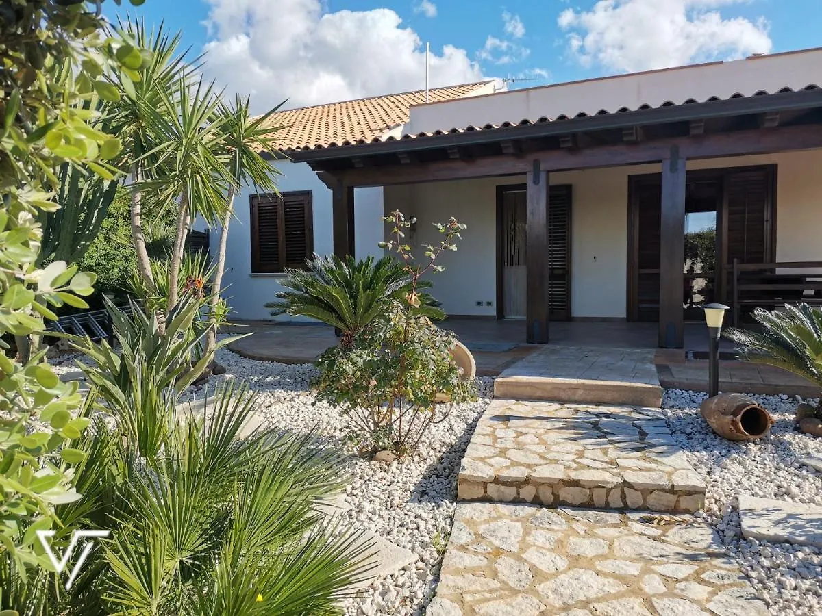 קוסטונאצ'י Villa Tico