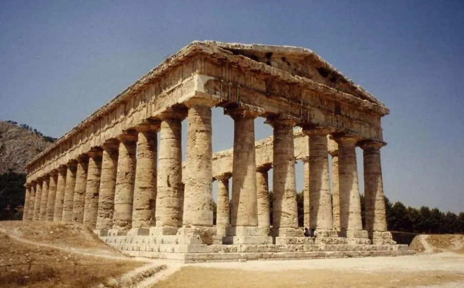 קוסטונאצ'י Villa Tico